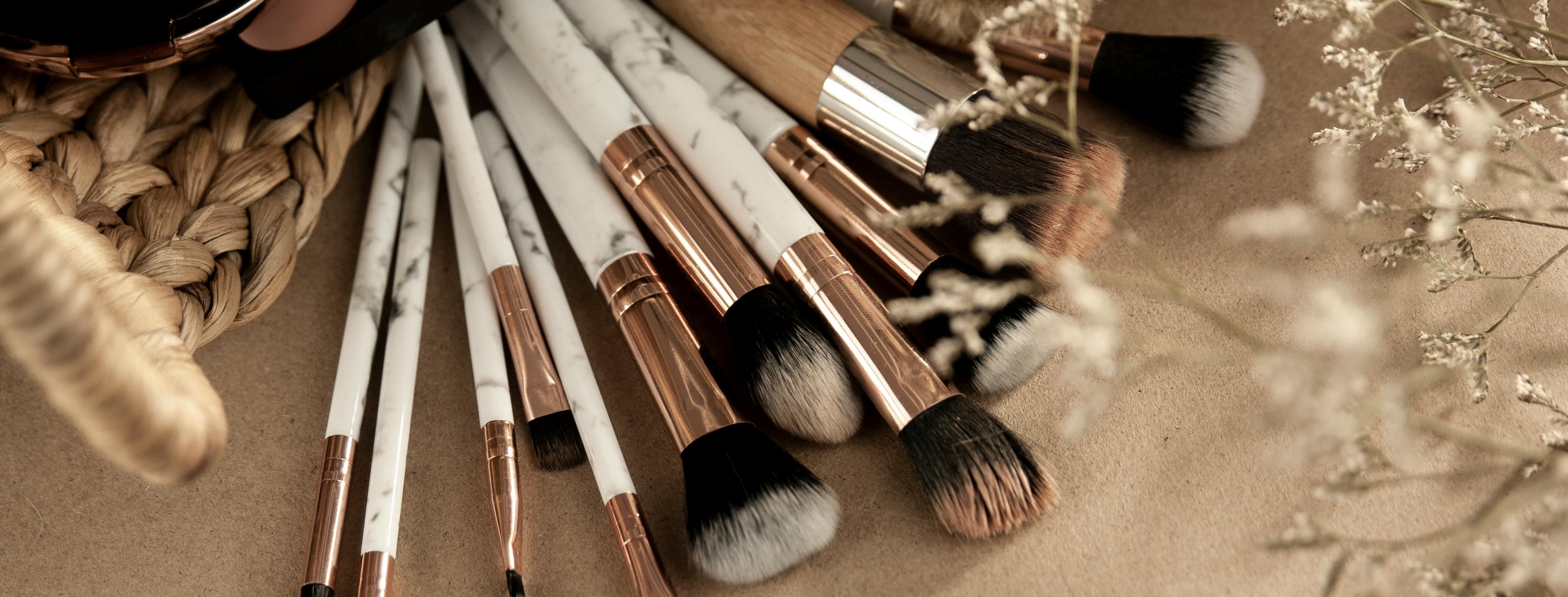 Makeup brushes and tools used by Skazka Beauty